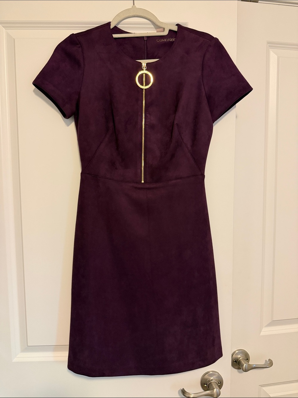 Beautiful purple Calvin Klein short sleeve dress! 💜
